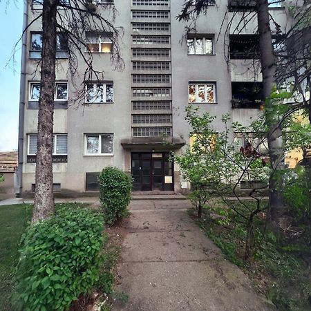 Sunny Apartment Kragujevac Exterior foto